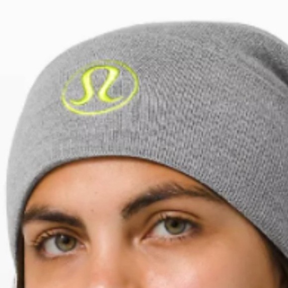 Lululemon Warm Revelations Beanie Color Rhino Grey / Highlighter Yellow OS NWT main image 7